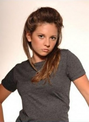 Photos de Mackenzie Rosman - Photoshoot John Sciulli - 19